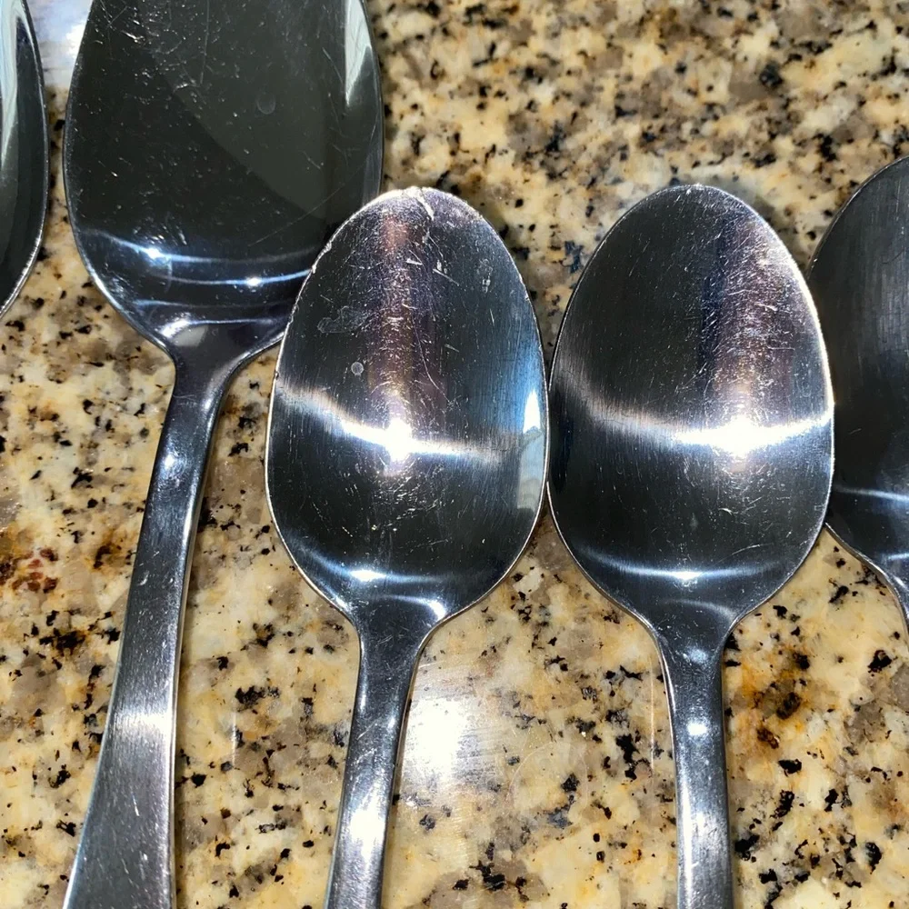 Cambridge/Stainless China 29 Piece Flatware Set 5 Knives 12 Spoons 12 Forks